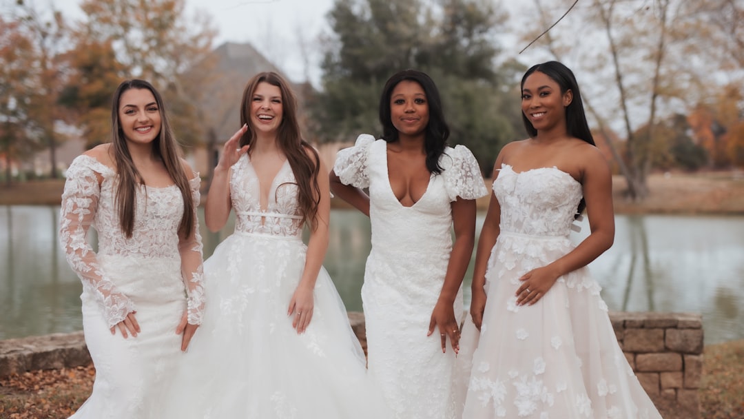 Modern Wedding Dress Trends: Minimalist Bridal Fashion